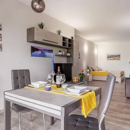 Siena Living Apartment Exterior photo